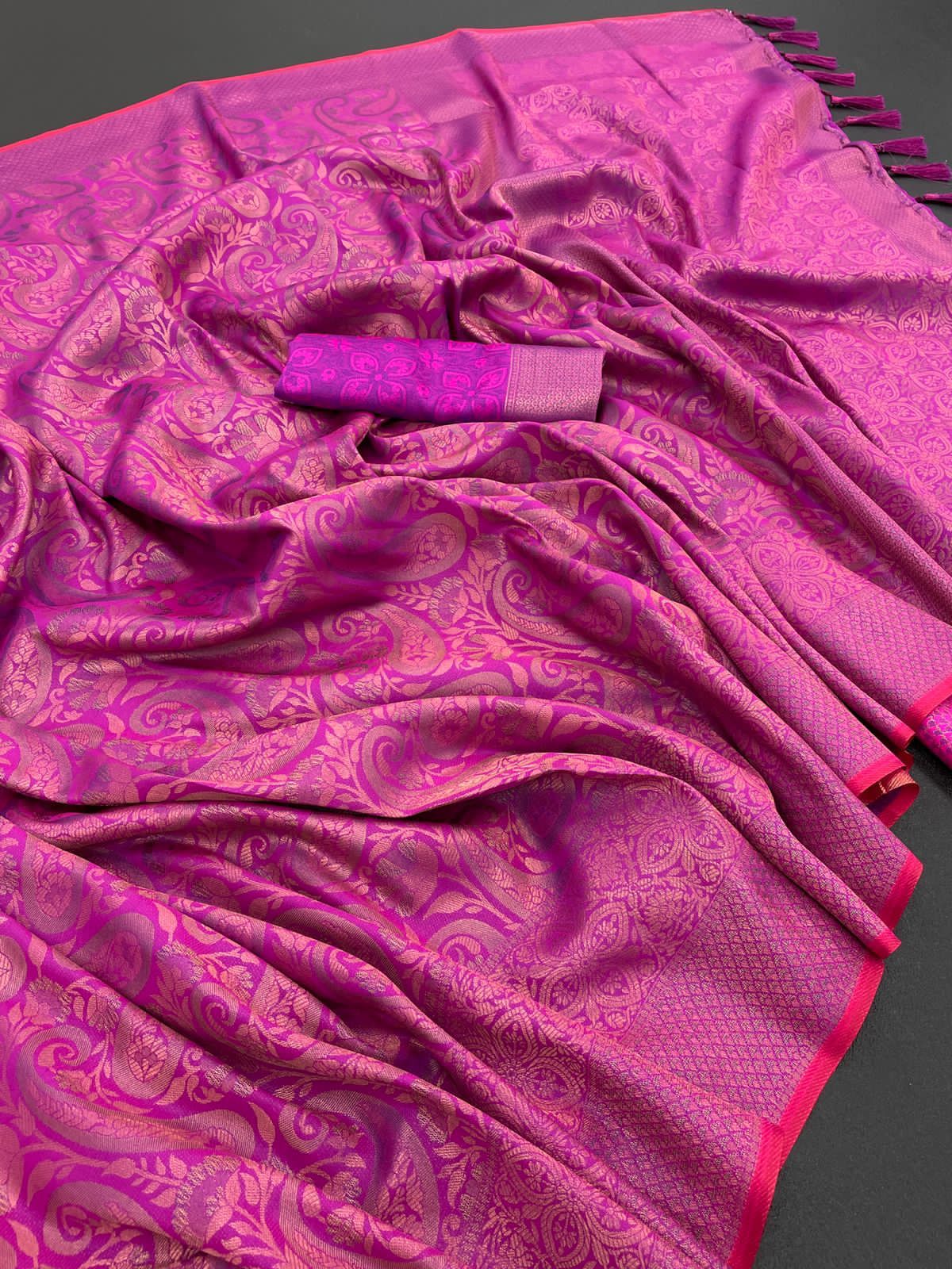 Kanchipuram Semi-silk  beautiful  saree 16745N