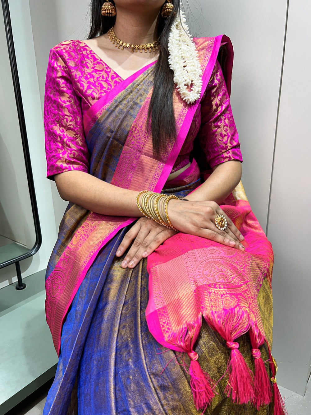 Kanjivaram Semi-silk With  Zari Weaving Work saree 21875N