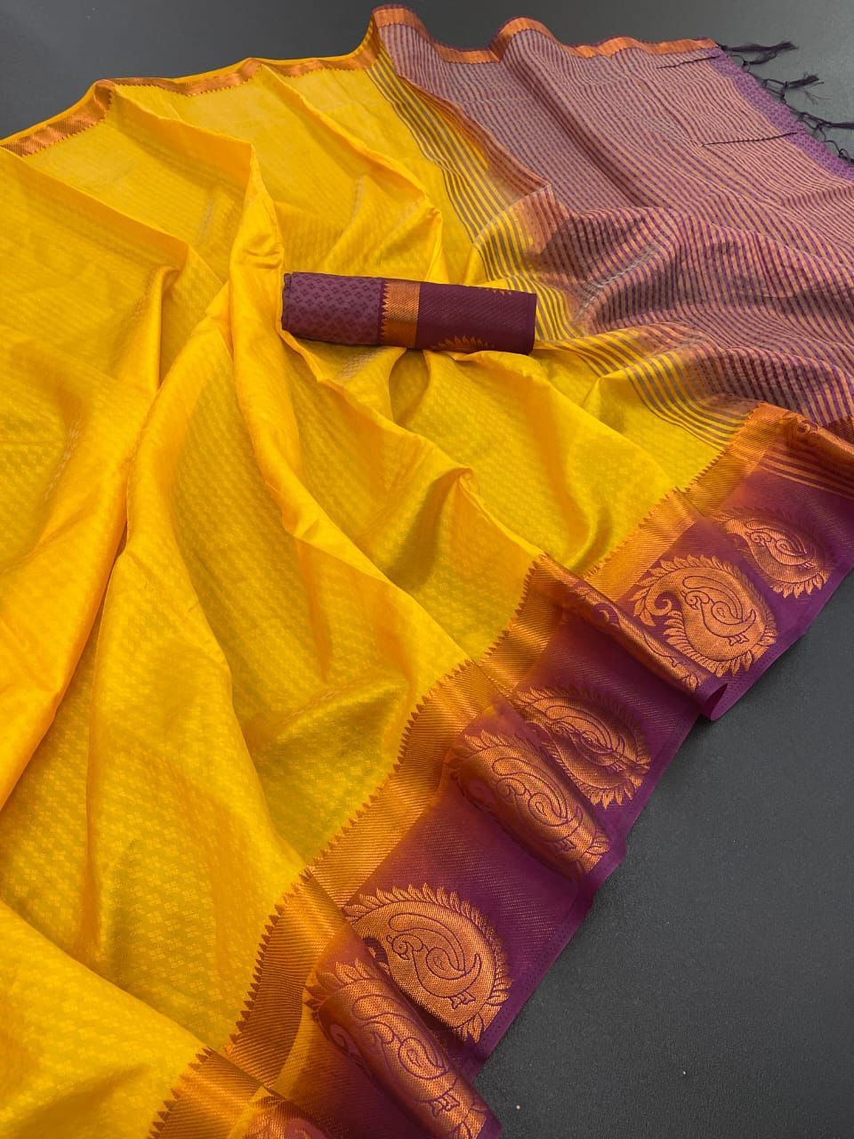 Kanjivaram Soft Semi-Silk in Exclusive Border Design Saree 22646N