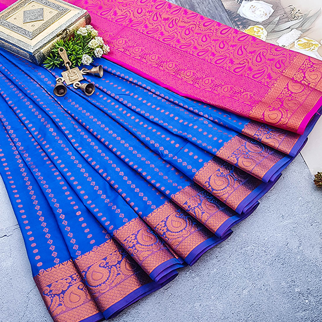 Kumbarpattu Kanchipuram silk saree in Sky Blue Colour with copper work13698N