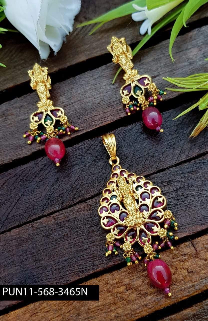 Laxmi Motif Gold Plated Kemp Stone Studded Pendant Set