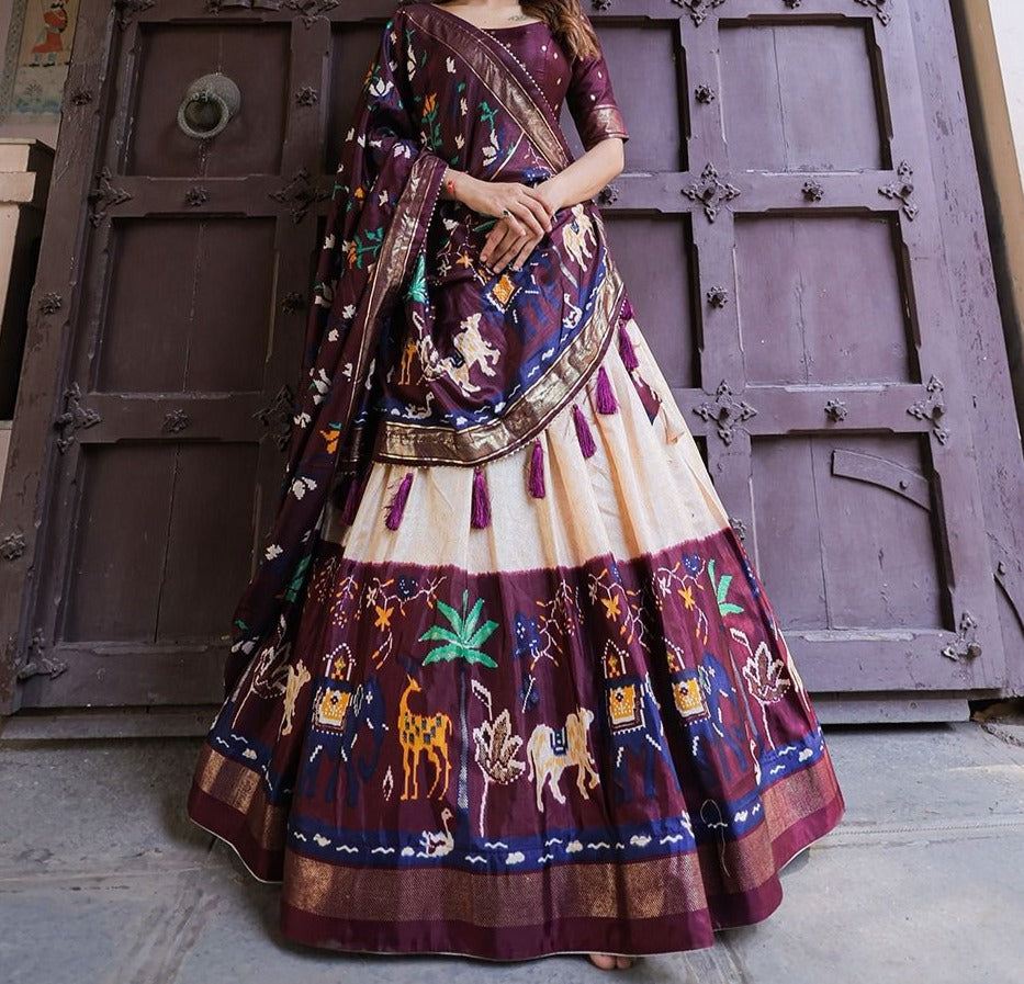 NAVRATRI SPECIAL Ethnic attire of dola silk(unstiched blouse) lehenga. 17140N