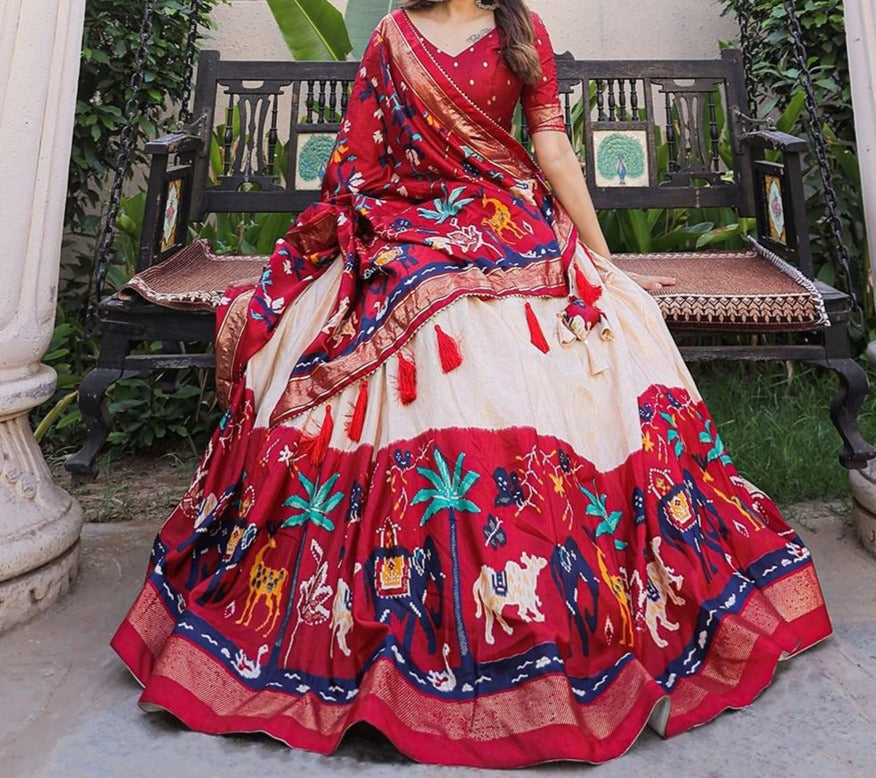 NAVRATRI SPECIAL Ethnic attire of dola silk(unstiched blouse) lehenga. 17140N