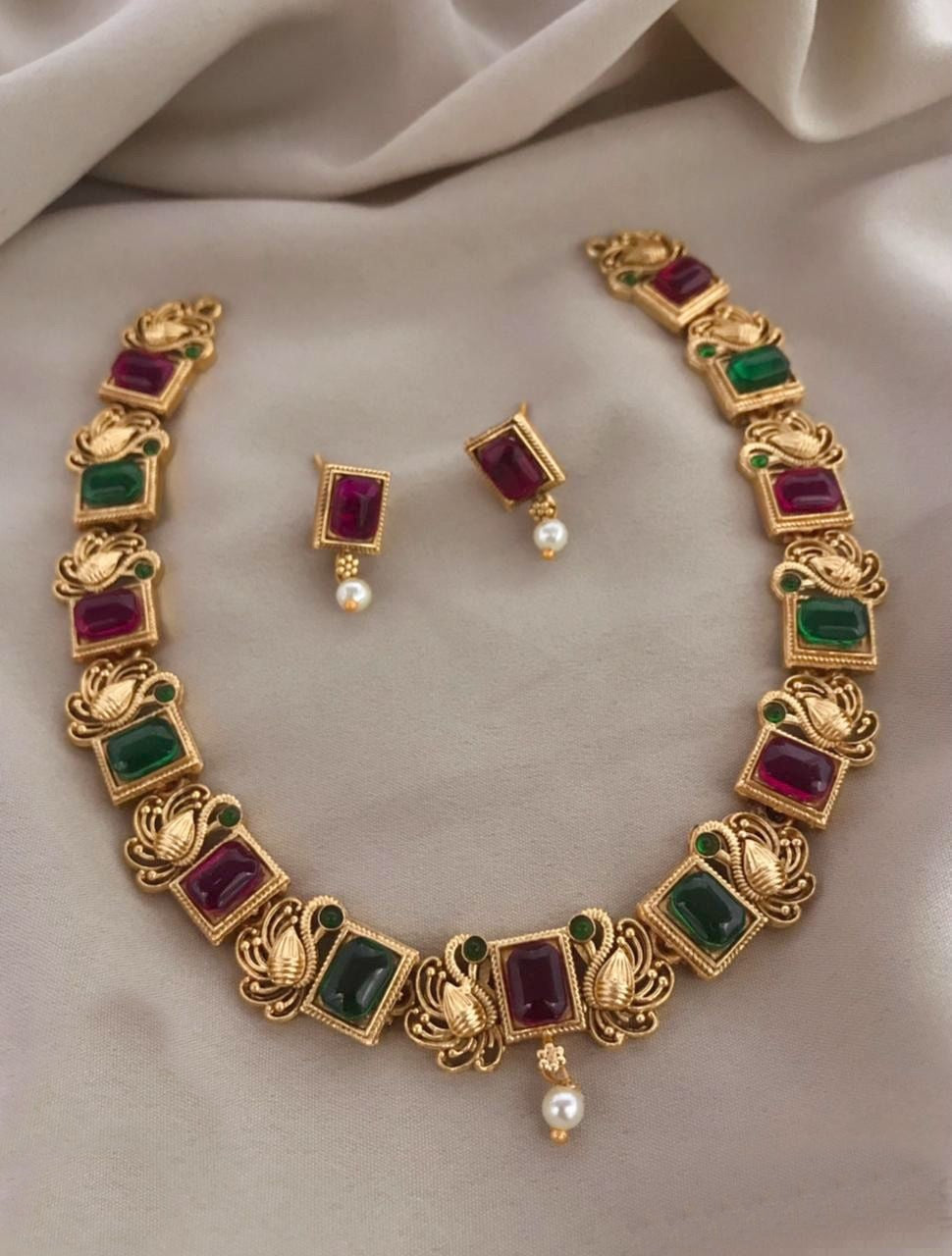 Peacock design Necklace 10472N