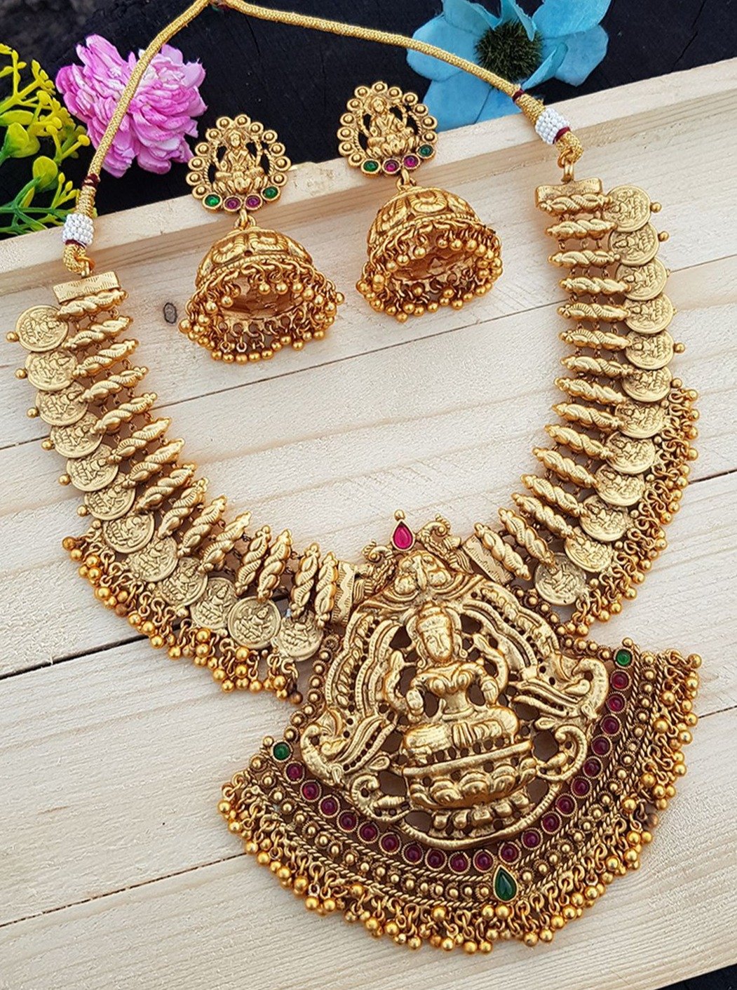 Premium Gold Finish 1st quality Brass Based Nagas Design Short Necklace set 5045N