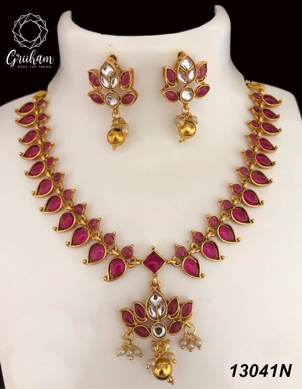 Premium Gold Plated Elegant All occasions Necklace Set 13041N
