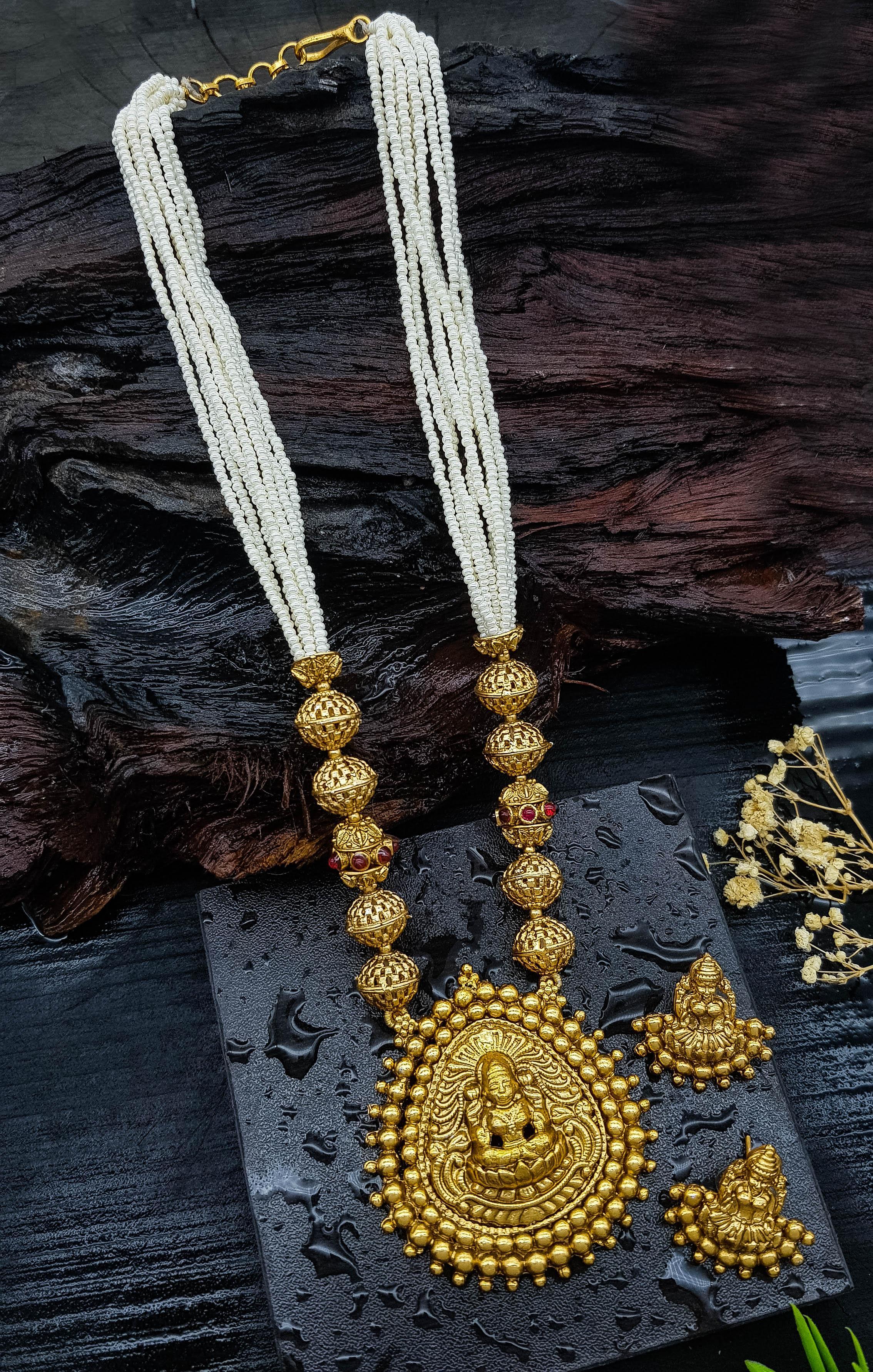 Premium Gold Plated Temple design Pendant Set – Griiham