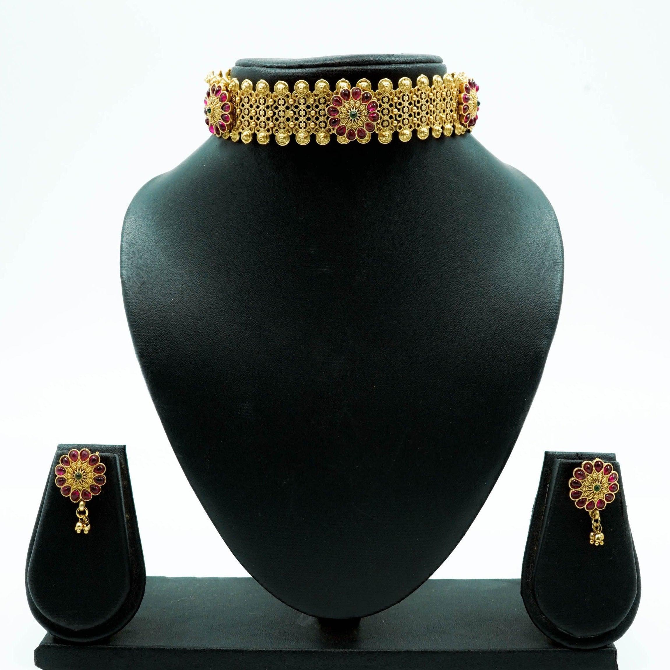 Premium Gold Plated Trending Short Chic Flat Necklace set 10409N - Griiham