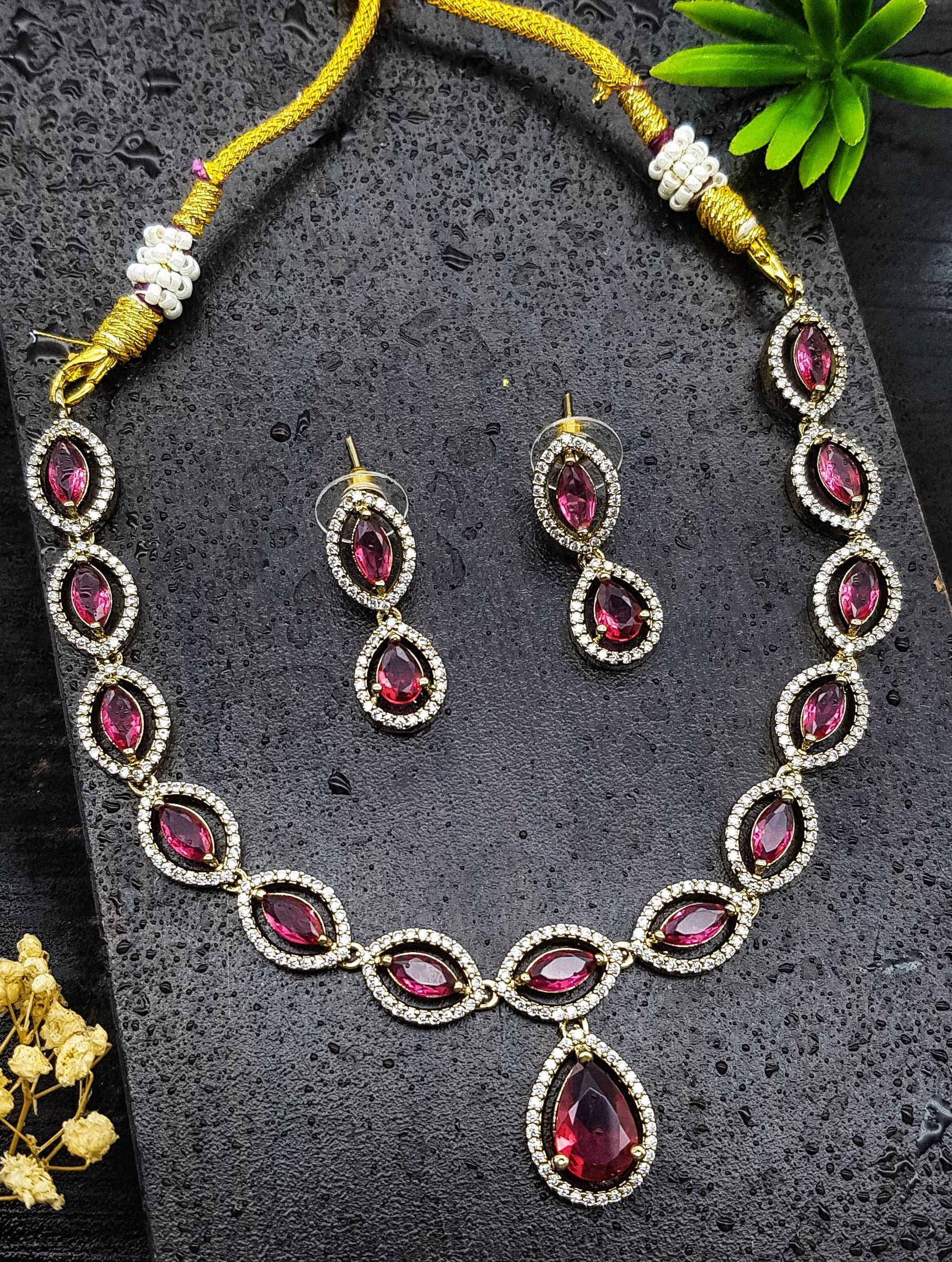 Premium Sayara Collection Perfectly Stunning Necklace Set 22179N