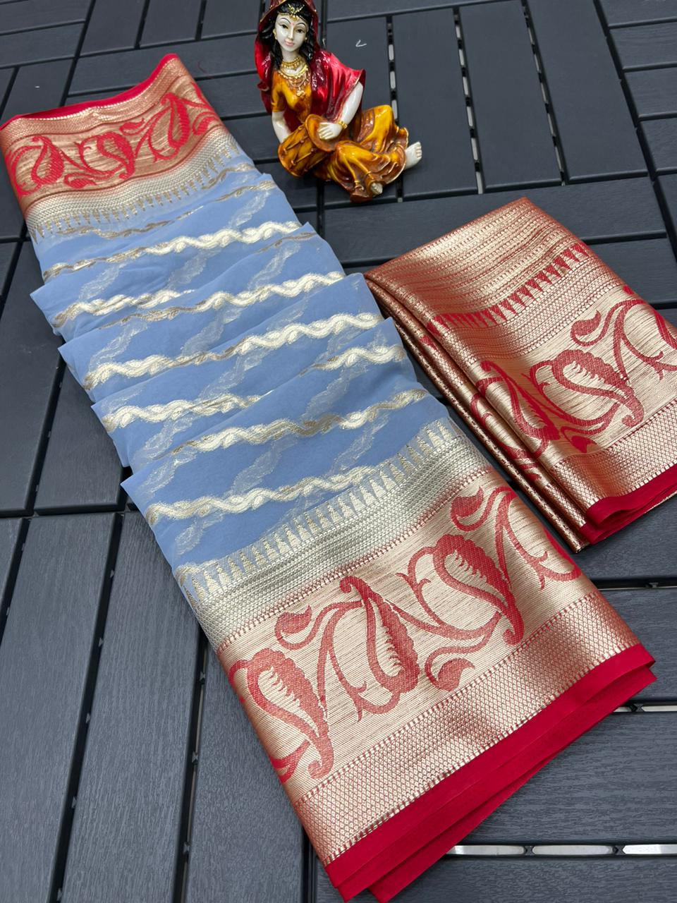 Pure Viscose Georgette Saree With lining Weaving saree 18590N