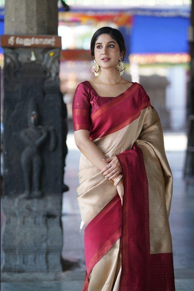 SOFT LICHI BEAUTIFUL RICH PALLU & JACQUARD WORK ON ALL OVER THE SAREE 19629N - Griiham