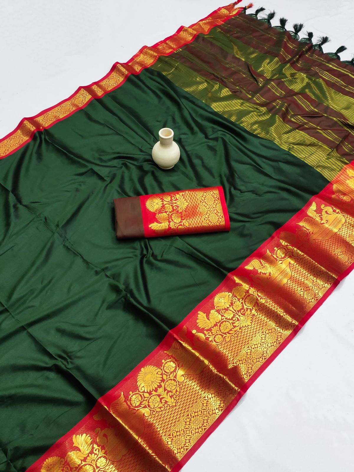 Semi Cotton Silk in Exclusive Border Design With Full saree weaving 17605N