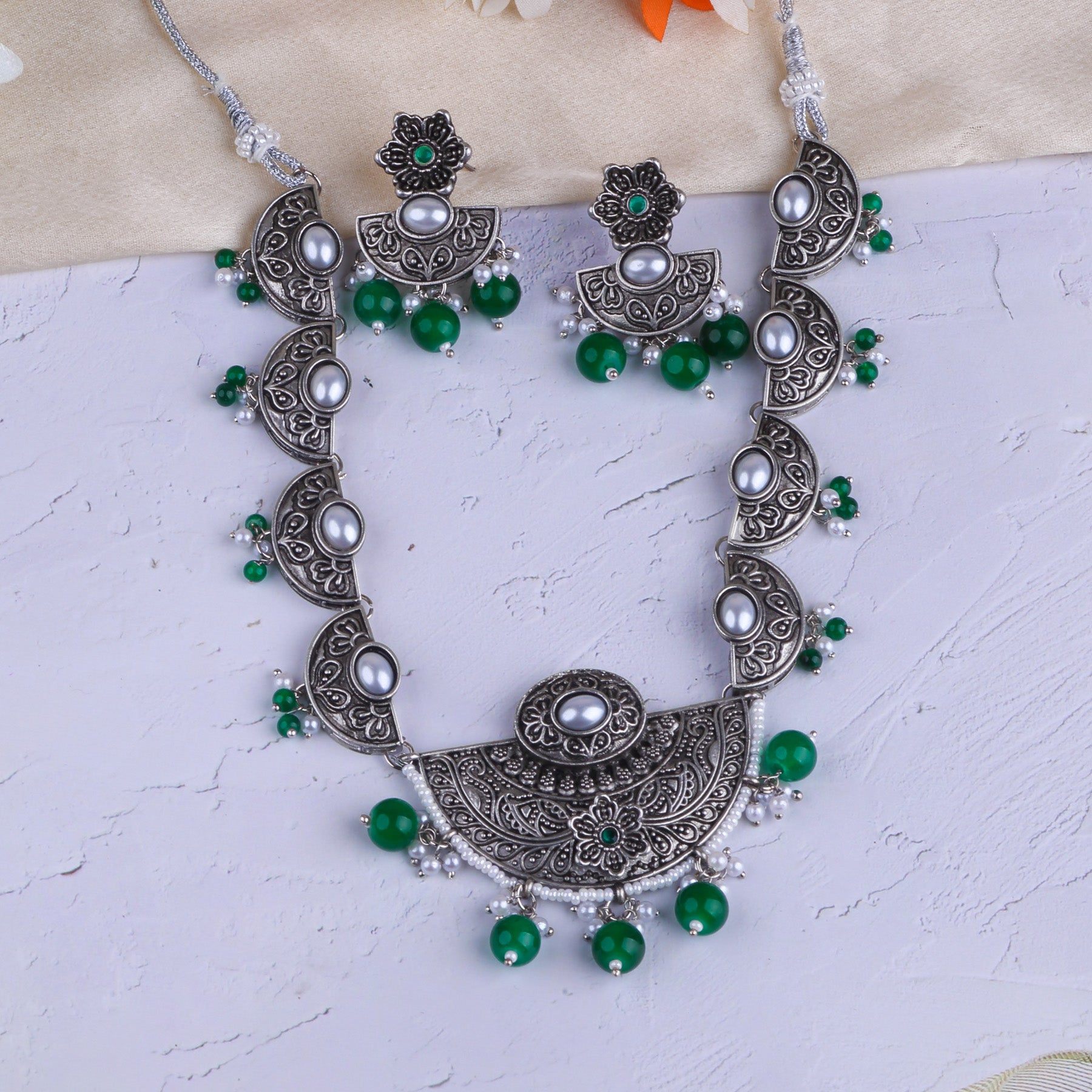 Silver Oxidised  Elegant Necklace Set 17853N