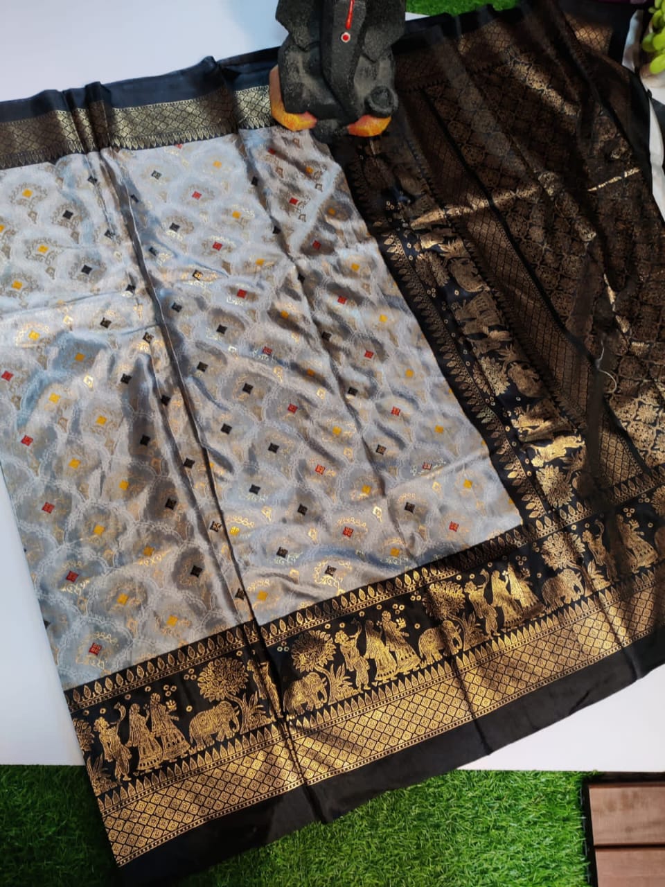 Soft Dola semi- silk  sarees with pochampalli  design 19584N