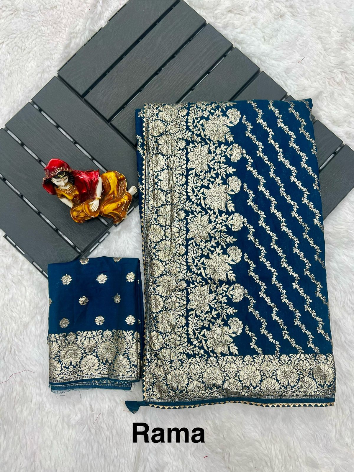 Soft Dolla Semi-Silk Fabric With Beautiful Weaving Saree 21162N