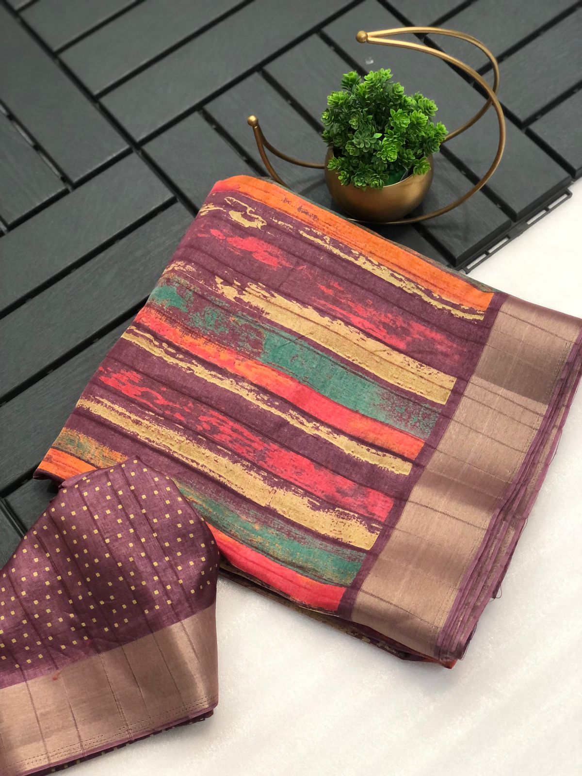 Soft Handloom Semi Silk beautiful Print Designer Saree 22943N