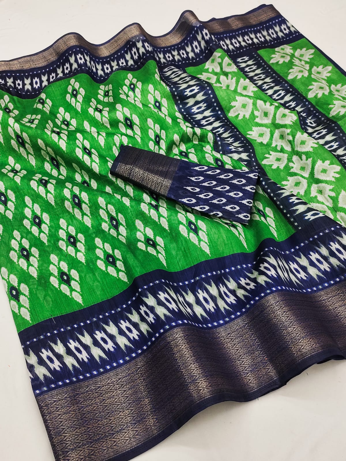 Soft Mono-Cotton Silk With Ikkath Design Saree 20330N