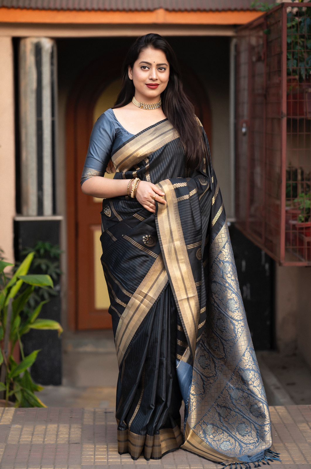 Soft Semi Silk Saree  With Rich Zari Woven Pallu 21940N