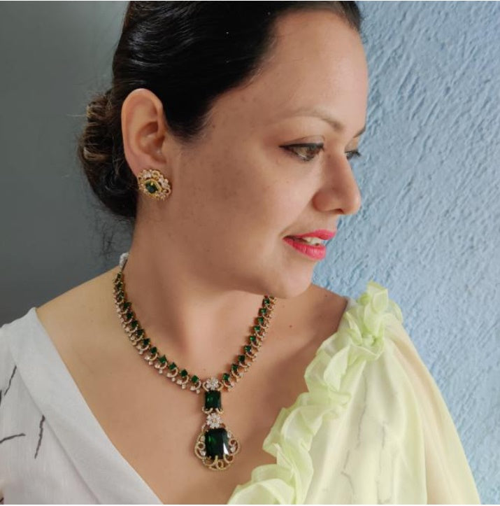 Victorian polish Ambani emerald necklace set chain with Monalisa stone 24020N