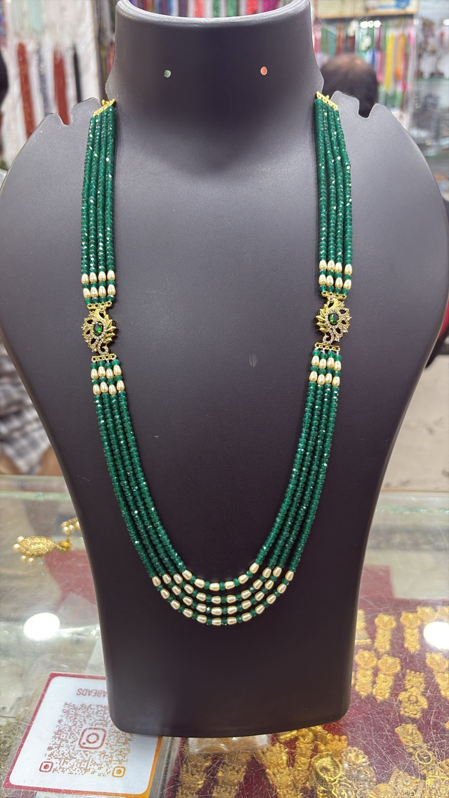 Real crystal with swaroski pearls multilayer with peacock mopu/brooch