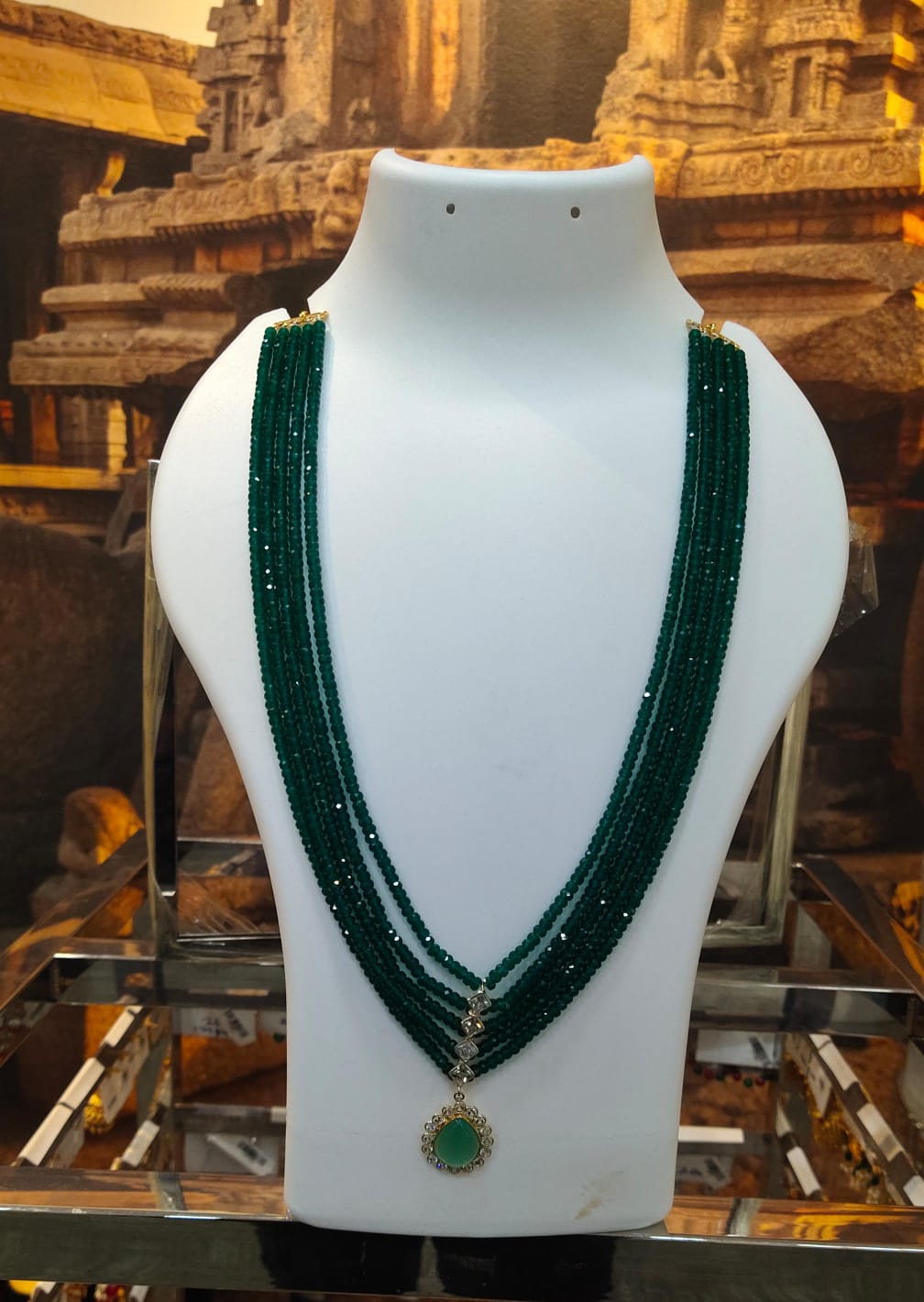 24 inches Long 5 lines Real Green Crystal/Mani Necklace set Multilayer with Straight Dollar Brooch
