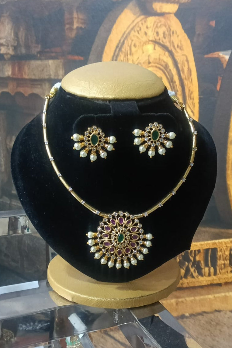 Pipe necklace with cz zercon stone pendant