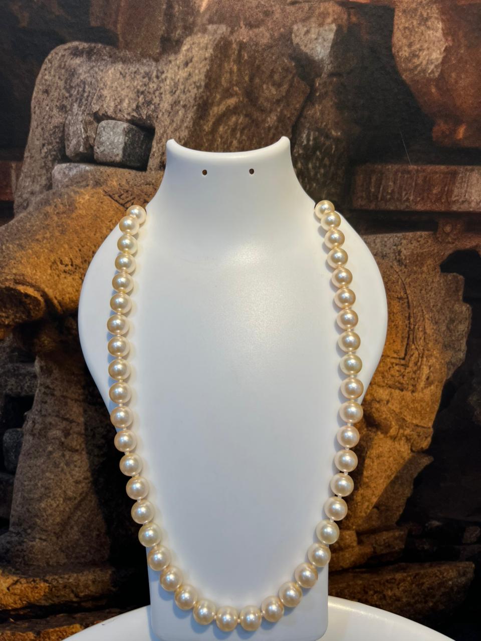 Natural Sea shell 10 mm Pearl Necklace 20 inches