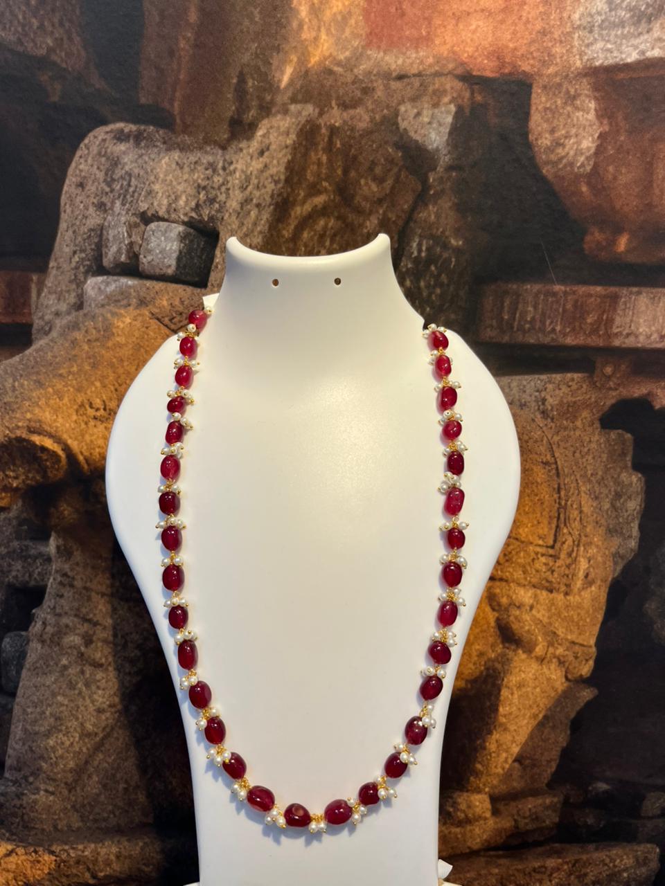 Jade Beads with guchi Pearl Necklace 18 inches