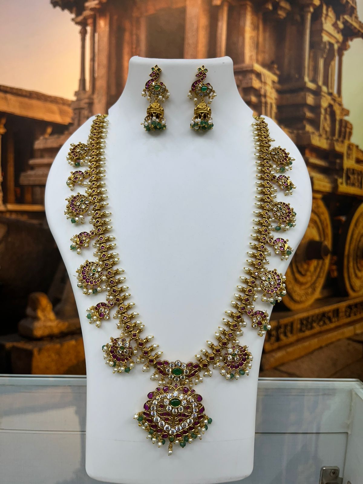 Long Antique gold plated necklace set in jadau