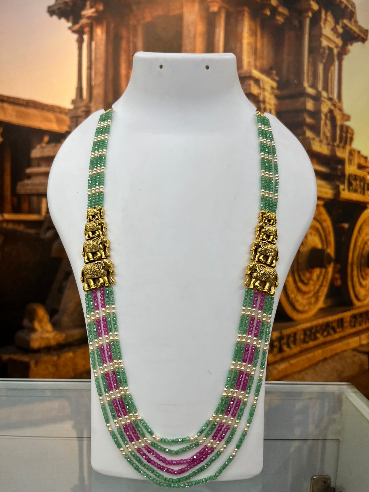 Elephant mopu with multicolor onyx stones necklace set