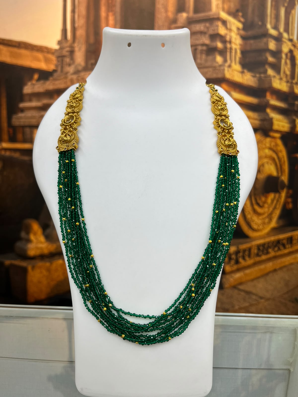 Zero size green beads with side Mopu necklace set