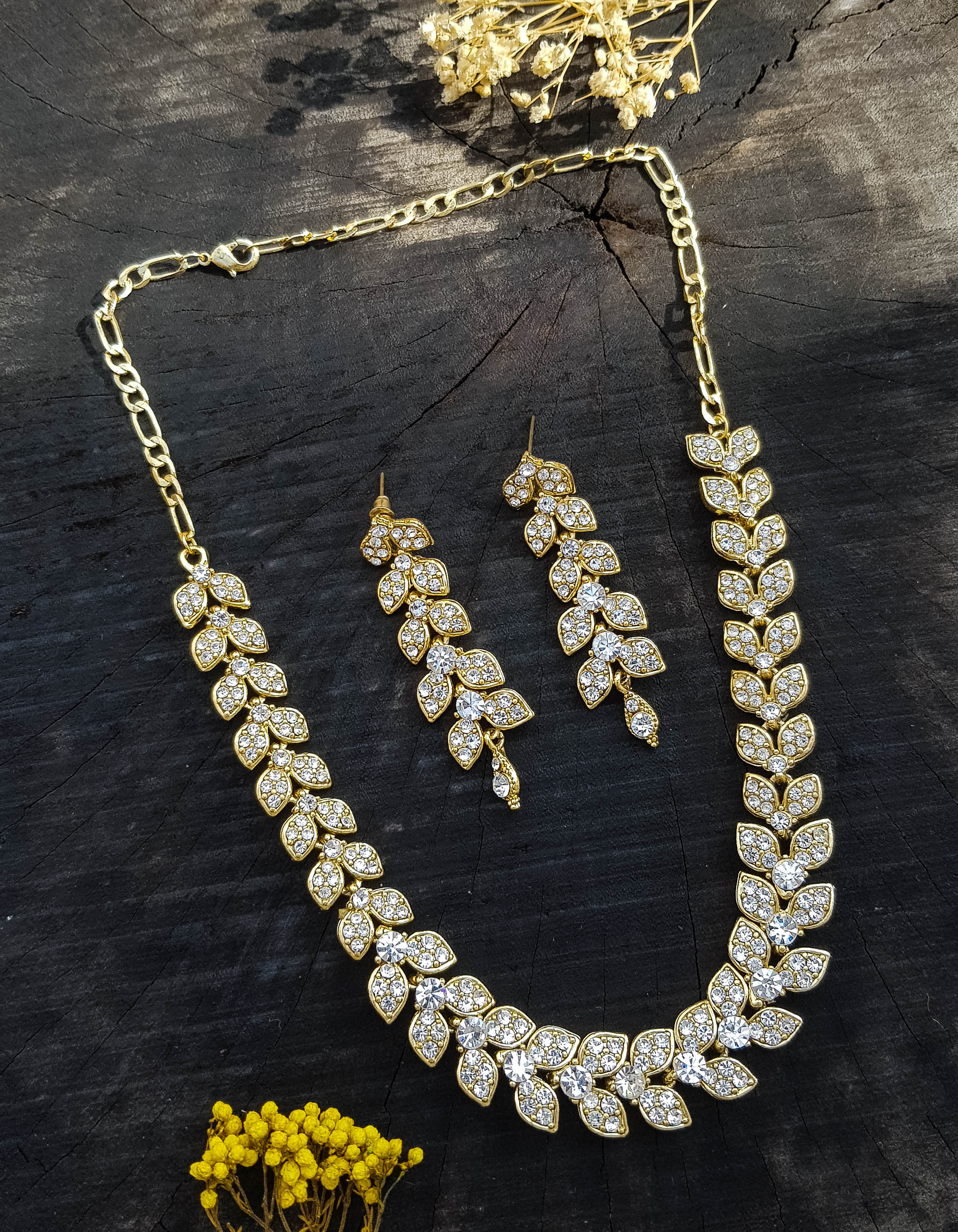 White Gold Plated Necklace Set 19190N
