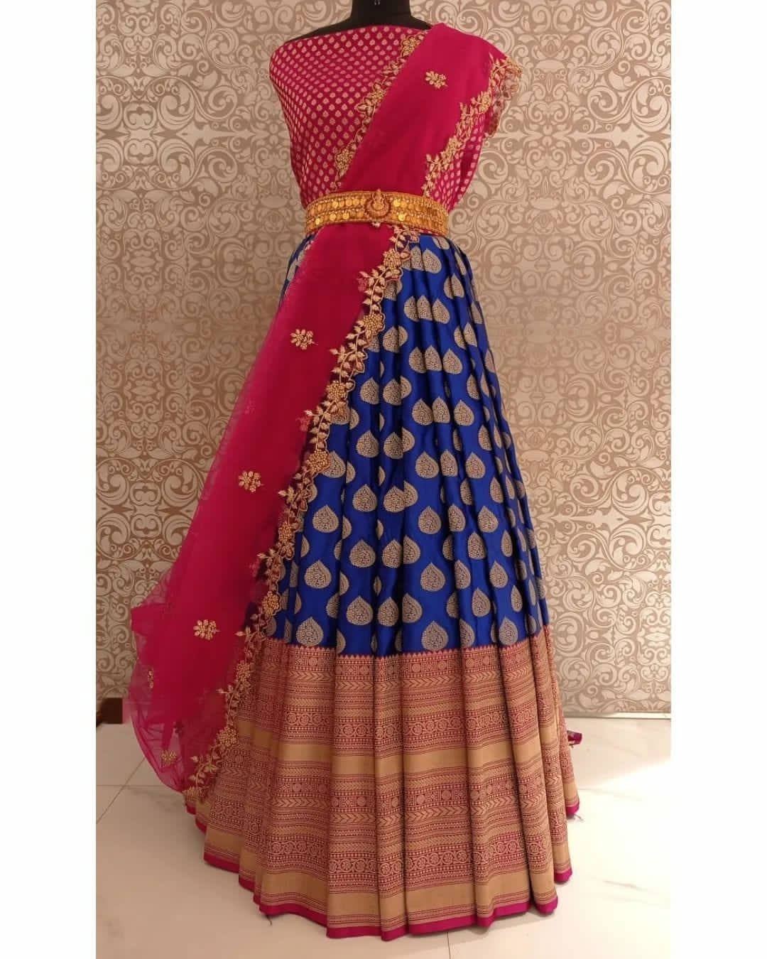 kanjivaram semi-Semi-silk with Zari body and border (unstiched blouse)Half Saree 15972N
