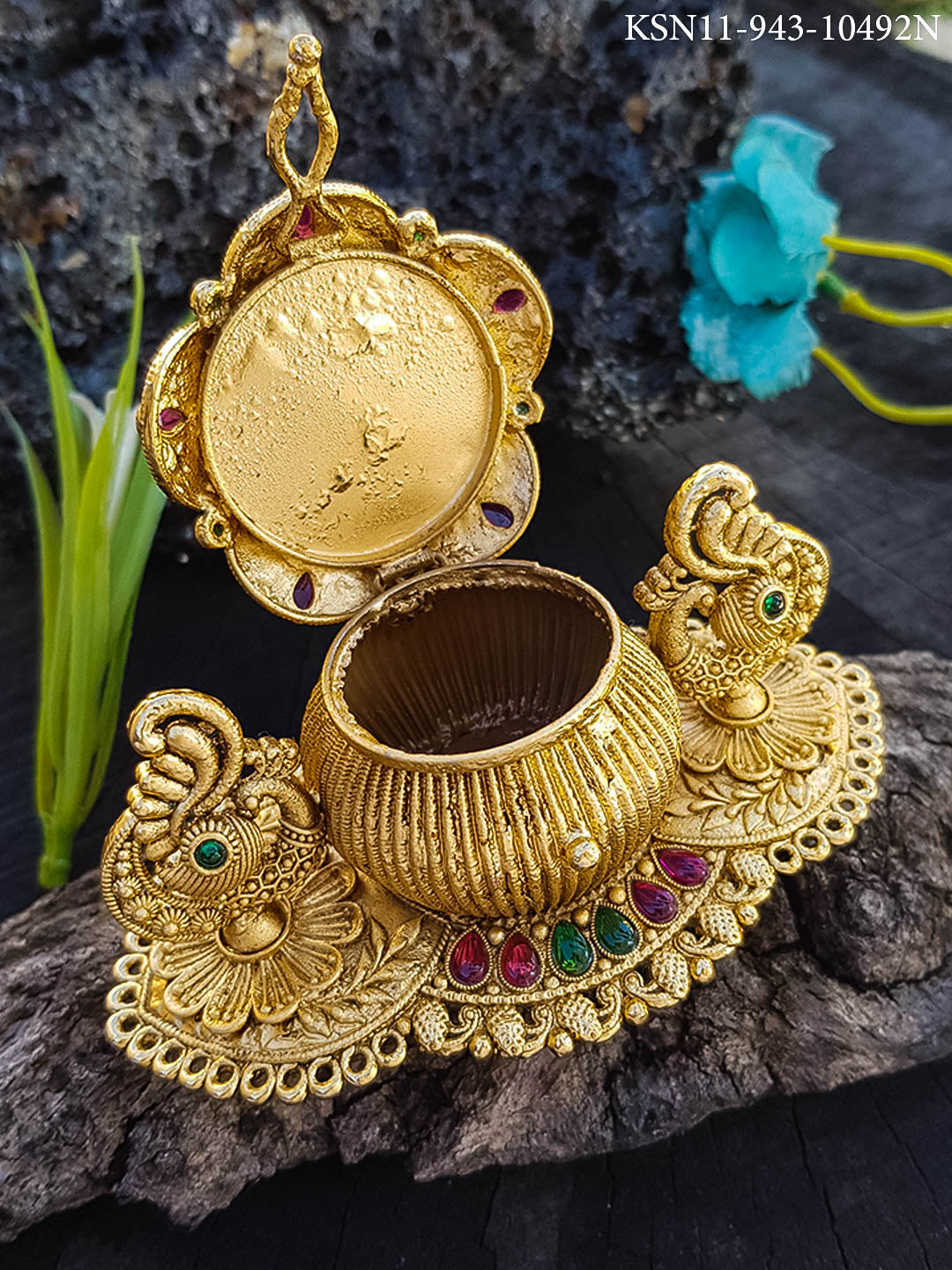 22k Gold Plated fully engraved Lakshmi Kumkum box 10492N