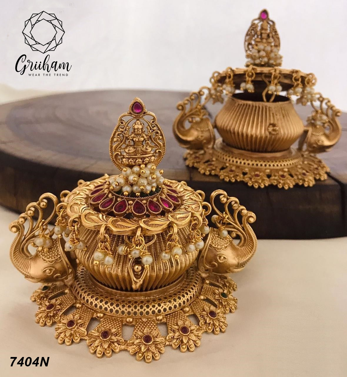 22k Gold Plated fully engraved Lakshmi Kumkum box 7404N