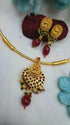 Antique Gold Plated Kemp Stone Studded Pipe pendant Set NUN11-796-3468N