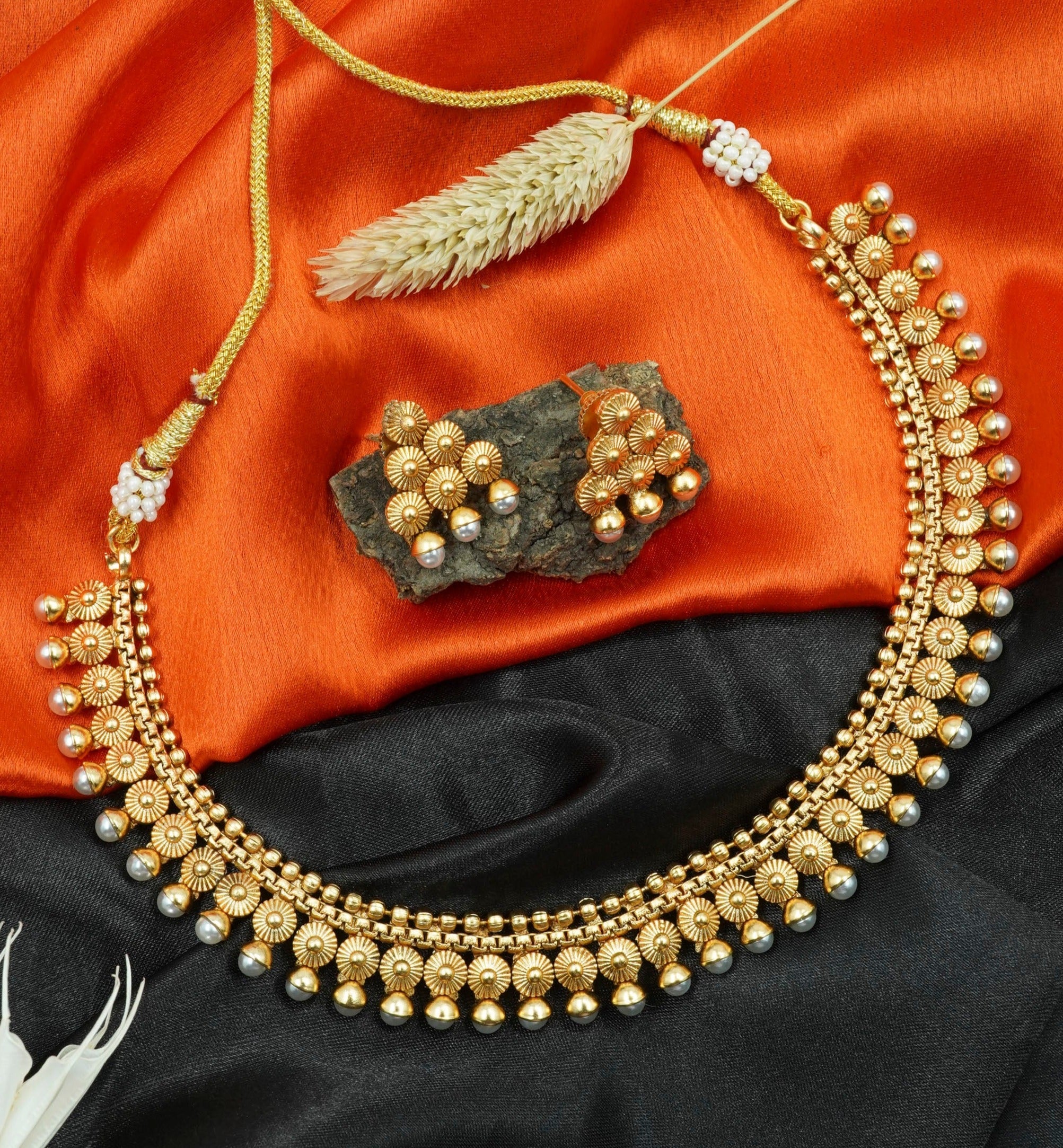 Antique finishpremium quality necklace set 10571N