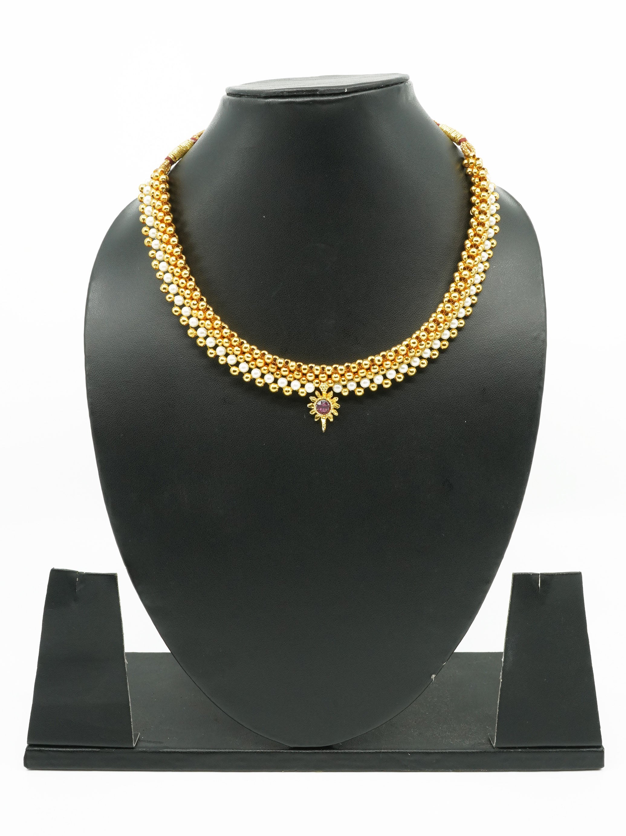 Gold Finish Short necklace Maharastra Thusi 11012N