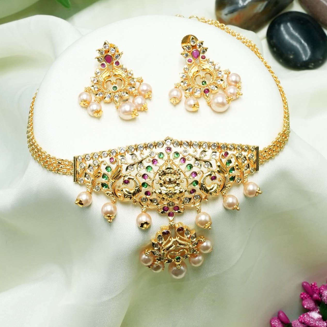 Gold Plated Sayara Collection Choker Set with best quality CZ stones 8844N
