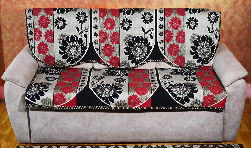Griiham Premium Contemporary Multicolour 5 Seater Cotton Sofa Cover - (Set of 3+1+1) AT37