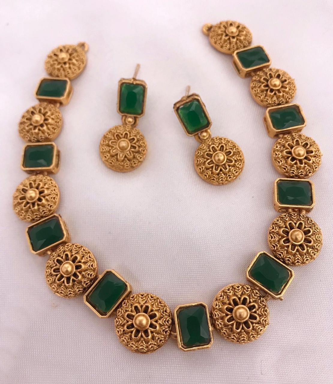 Premium Gold Laxmi Floral Design stone Medium Necklace set 7813N
