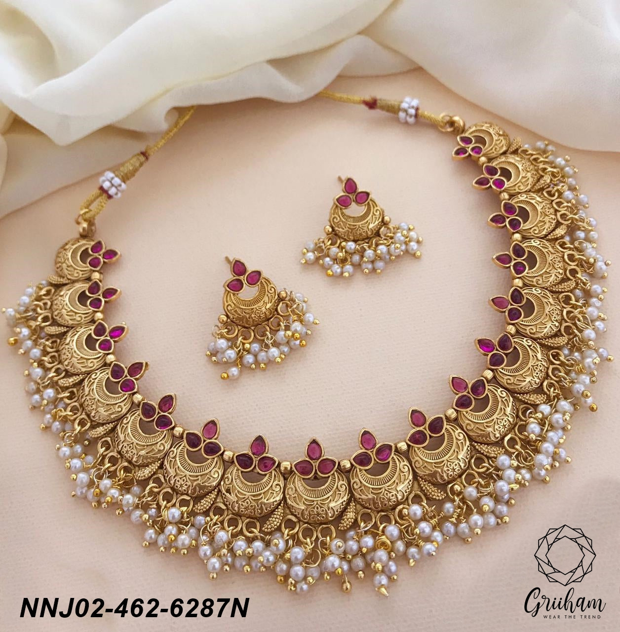 Premium Gold Plated with premium gold polish short Necklace set 6288N
