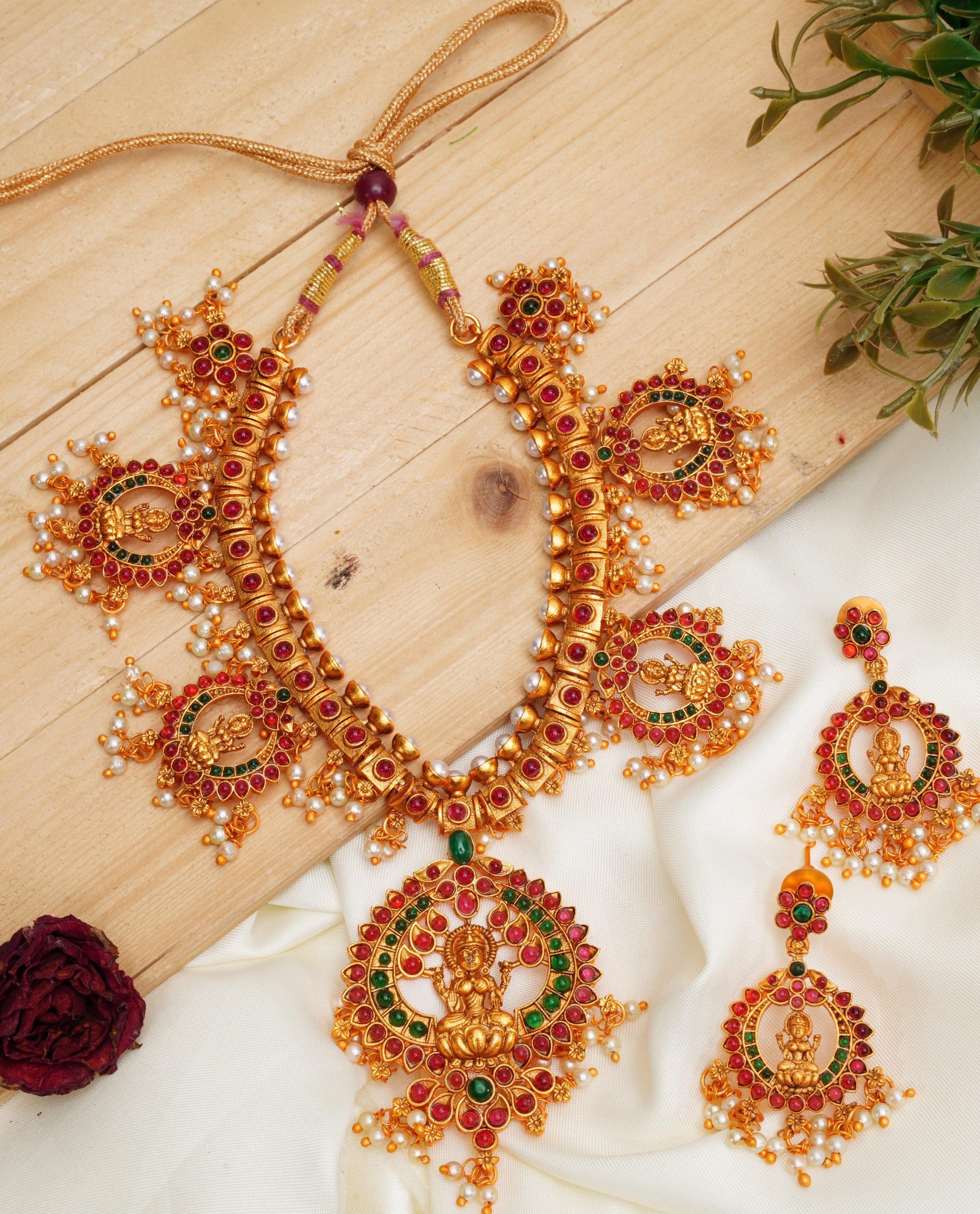 Premium quality Designer Short Laxmi Necklace Set 8001N-Necklace Set-Griiham-Griiham